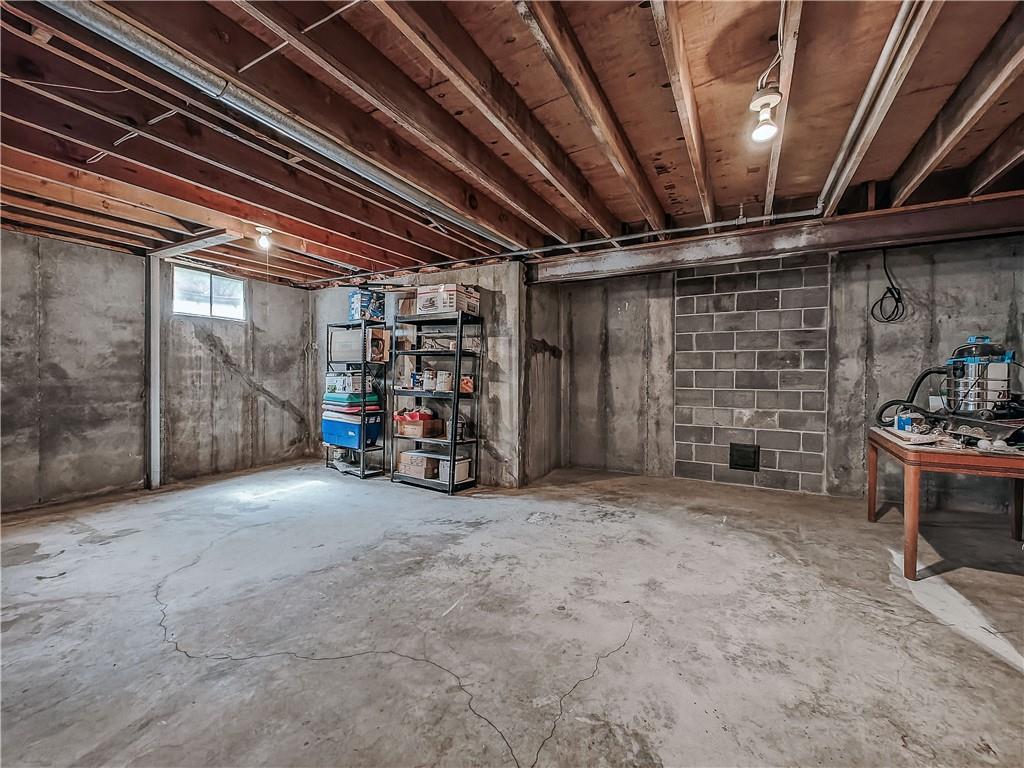 10560 Noland Road Property Photo 33