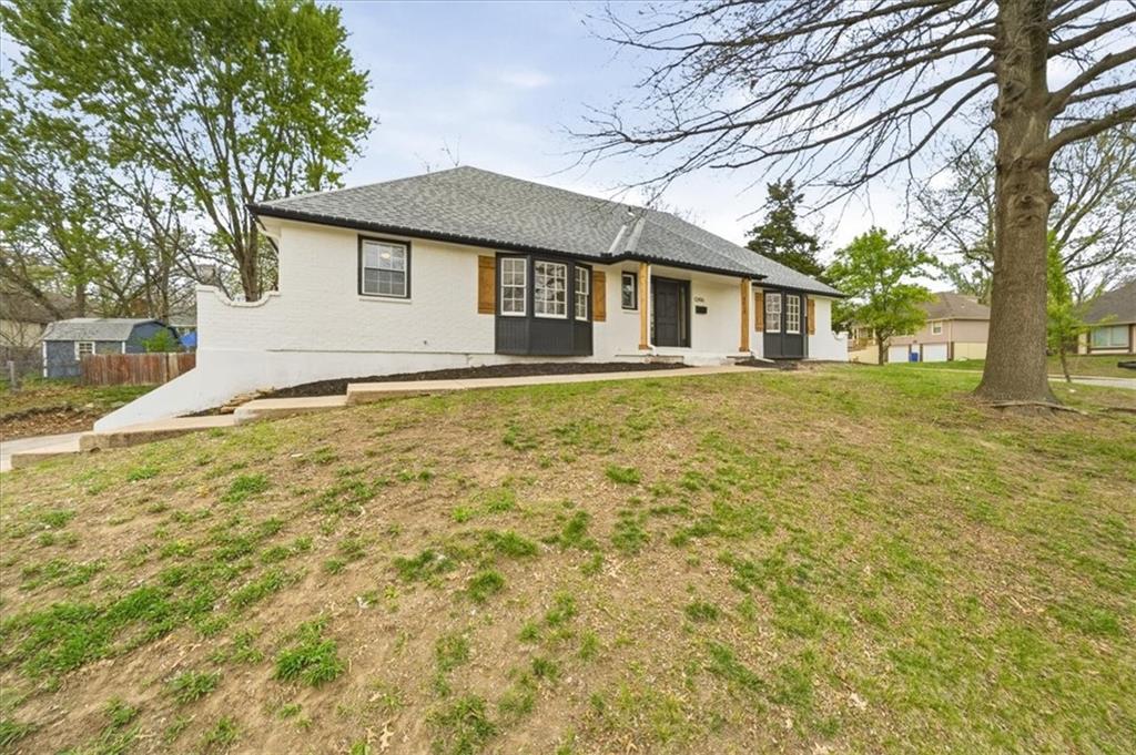 12816 Overhill Avenue Property Photo 1