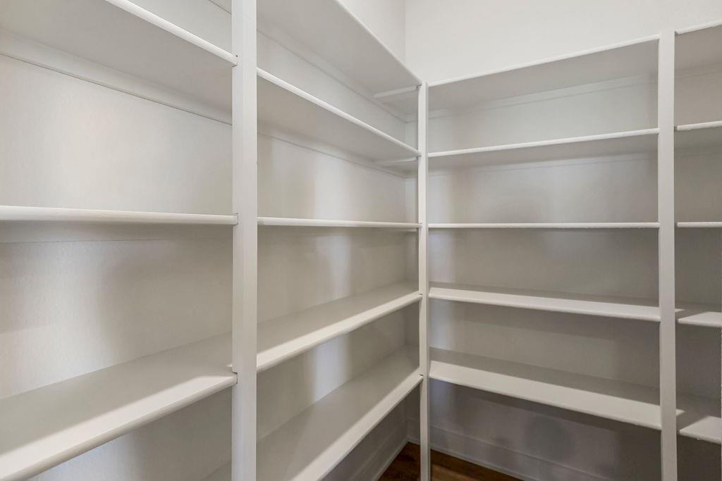 25055 W 141st Street Property Photo 12