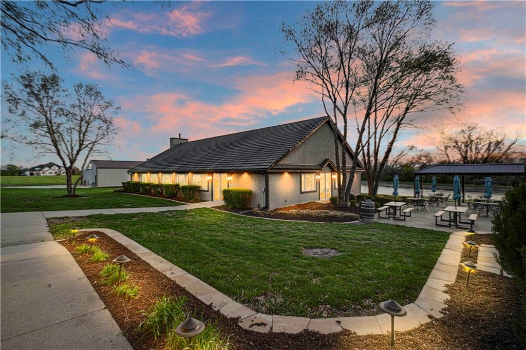 24607 Ne Colbern Road Property Photo 16