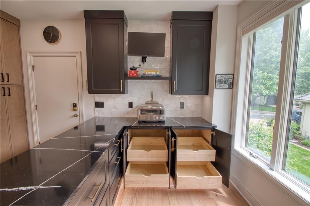 68 Le Mans Court Property Photo 10