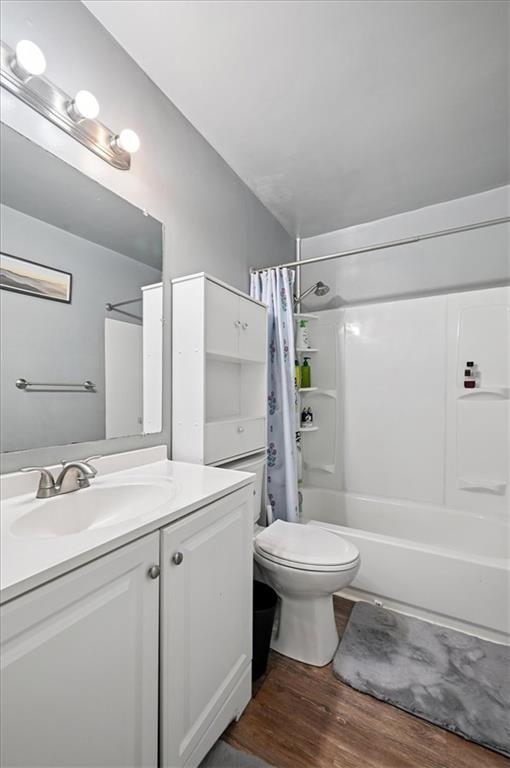 919 Walnut Street Property Photo 13