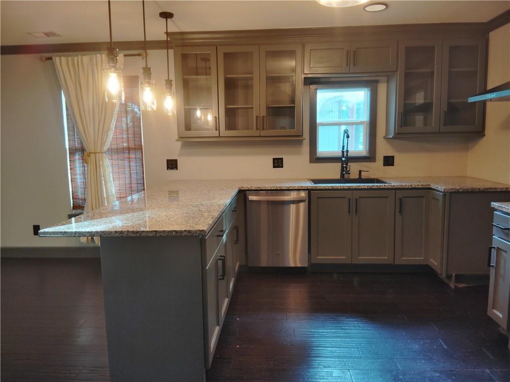 189 Timber Valley Drive Property Photo 6
