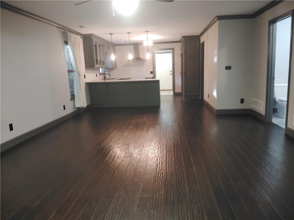 189 Timber Valley Drive Property Photo 8