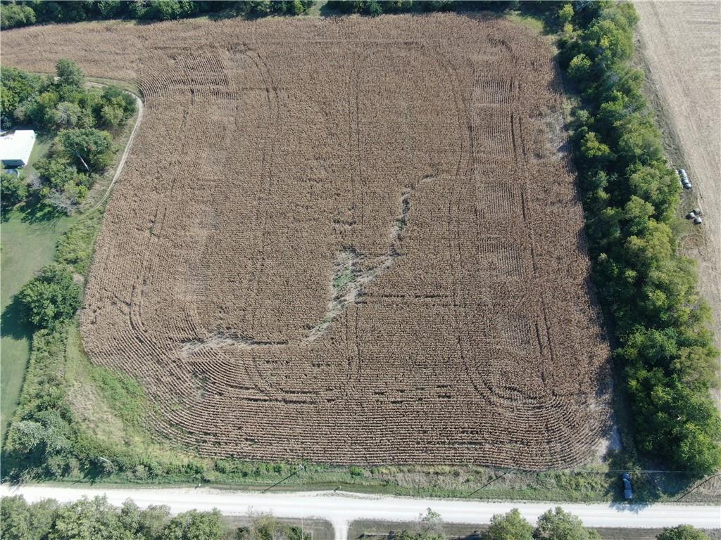 2000th Road Property Photo