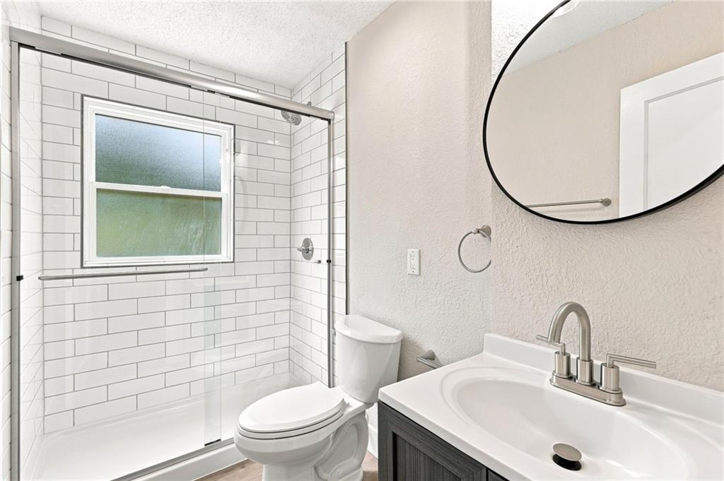 2141 Normandy Lane Property Photo 15