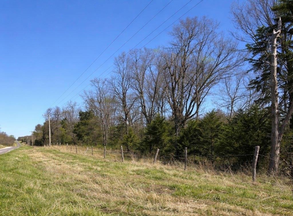 E Hwy Highway Property Photo 3