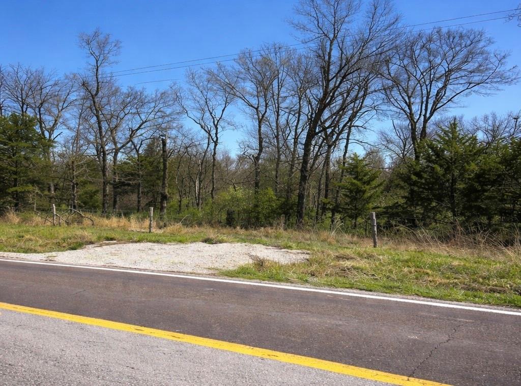 E Hwy Highway Property Photo 3