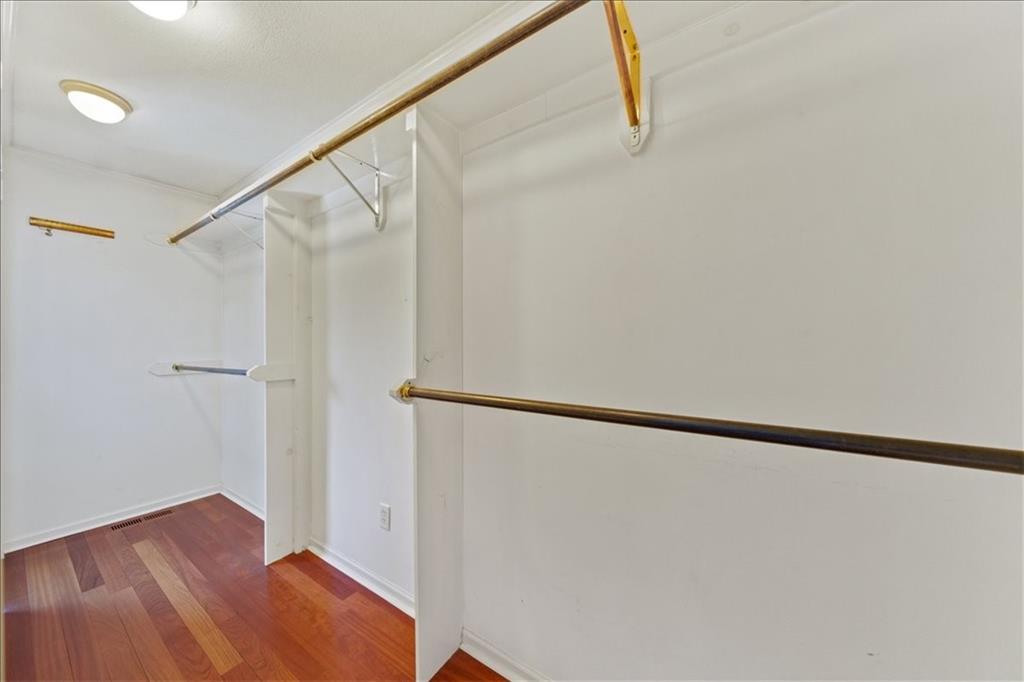 15410 Robinson Street Property Photo 15