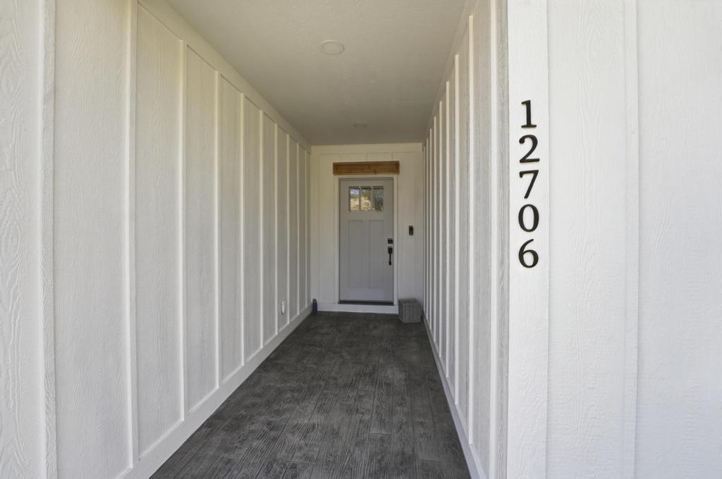 12706 10th Street Property Photo 9