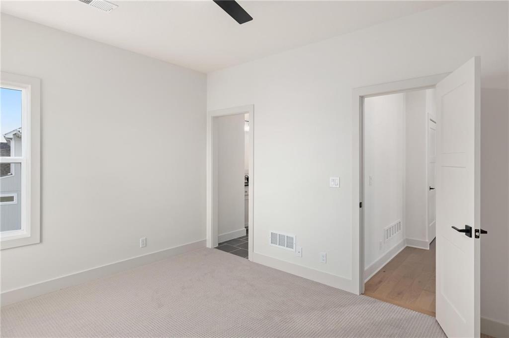 16701 Parkhill Street Property Photo 24