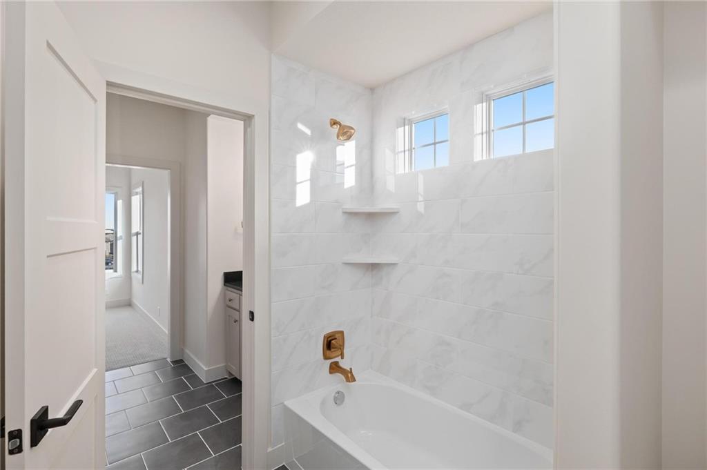 16701 Parkhill Street Property Photo 27