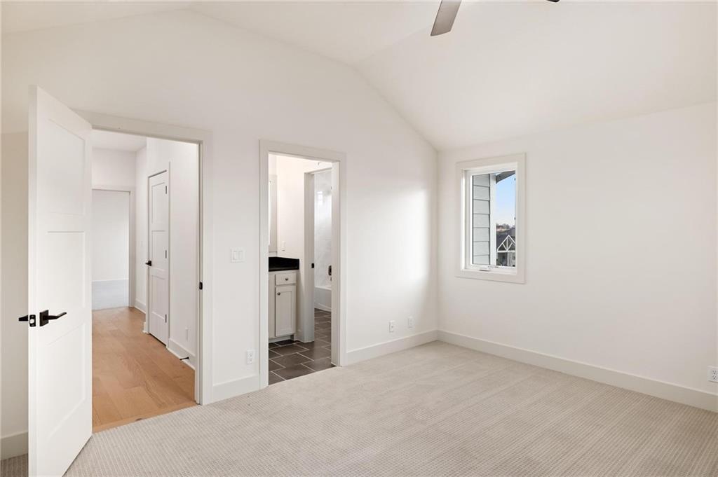 16701 Parkhill Street Property Photo 30