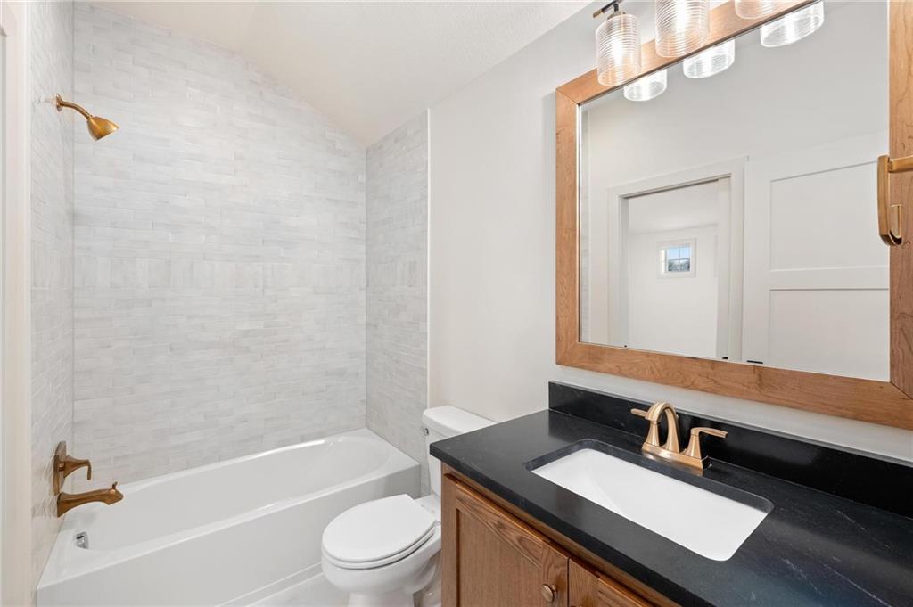 16701 Parkhill Street Property Photo 32