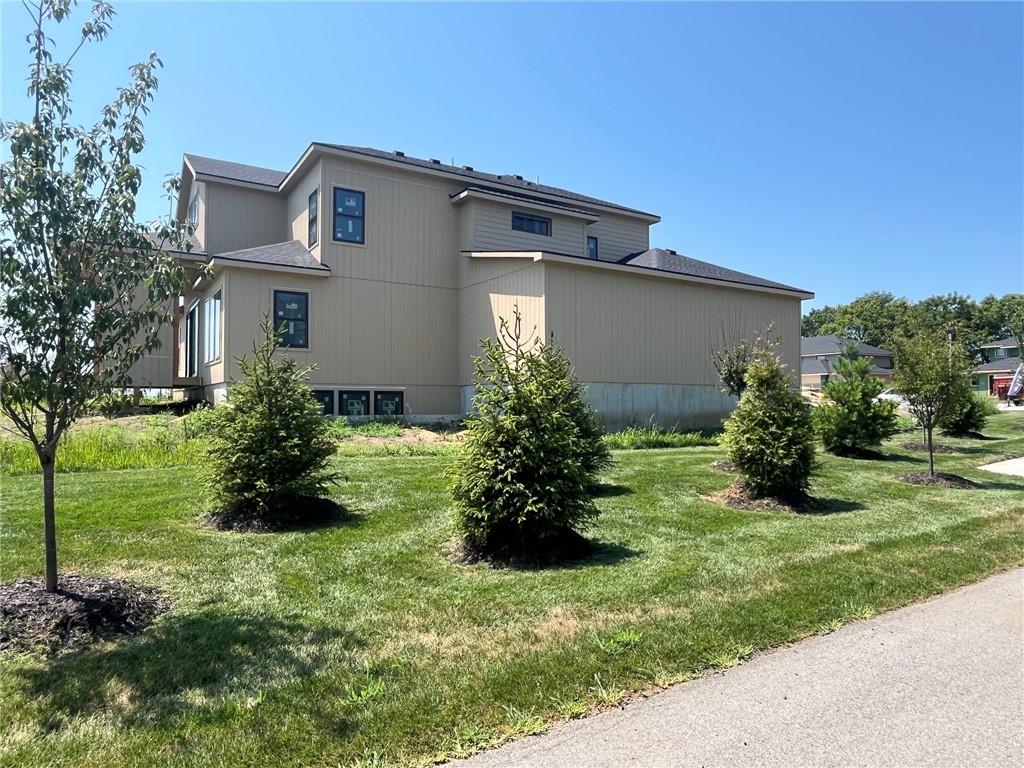 16701 Parkhill Street Property Photo 59