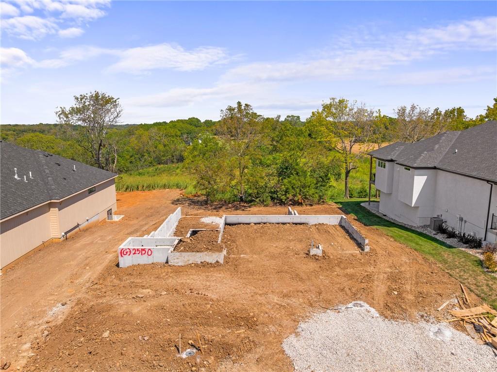 25150 W 141st Street Property Photo 2