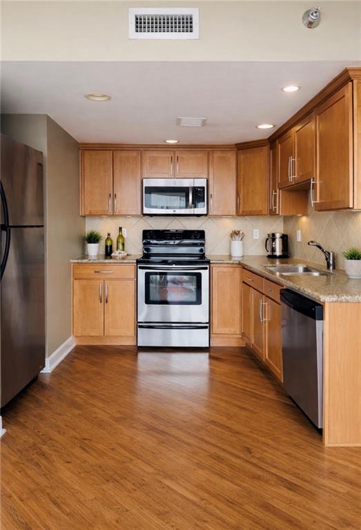 600 Admiral Boulevard Property Photo 7