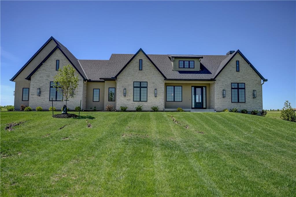 18904 Bella Terra Road Property Photo 6