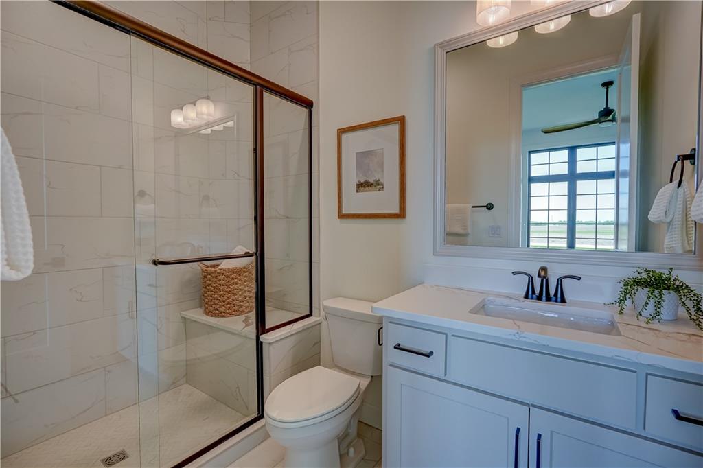 18904 Bella Terra Road Property Photo 46