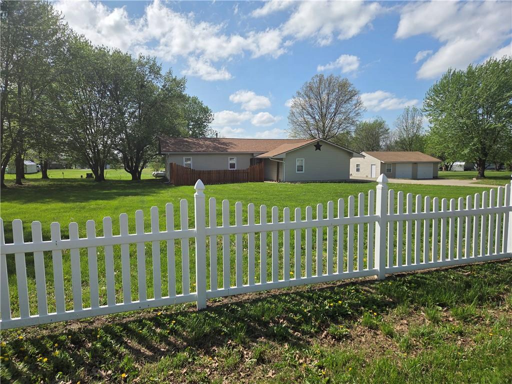 129 Nw 251st Road Property Photo 4