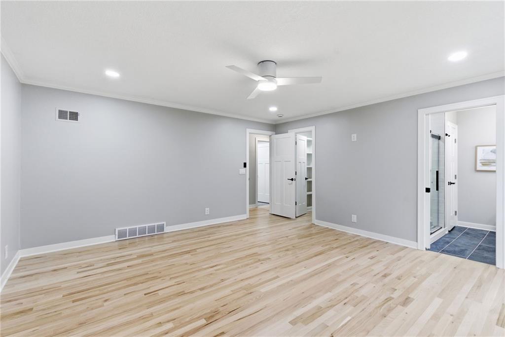 2121 W 120th Street Property Photo 18