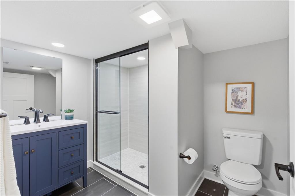 2121 W 120th Street Property Photo 43