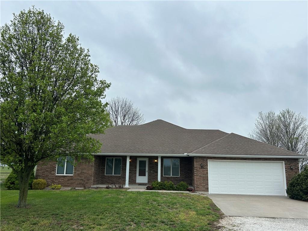 1379 Nw M Highway Property Photo 2