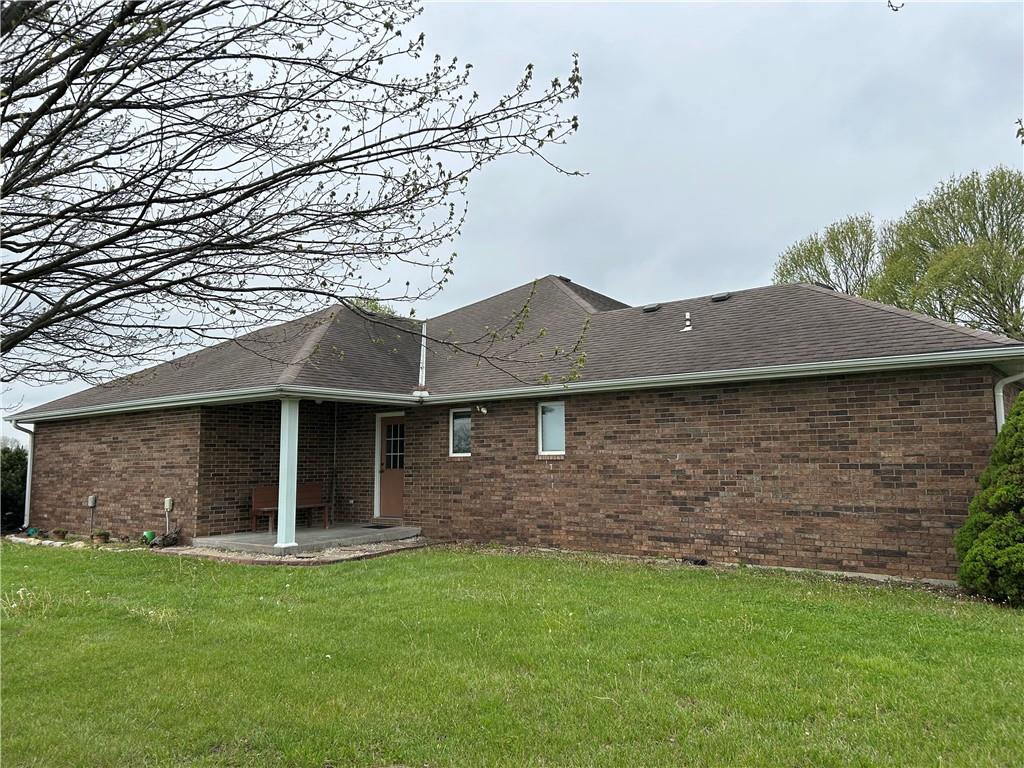 1379 Nw M Highway Property Photo 7