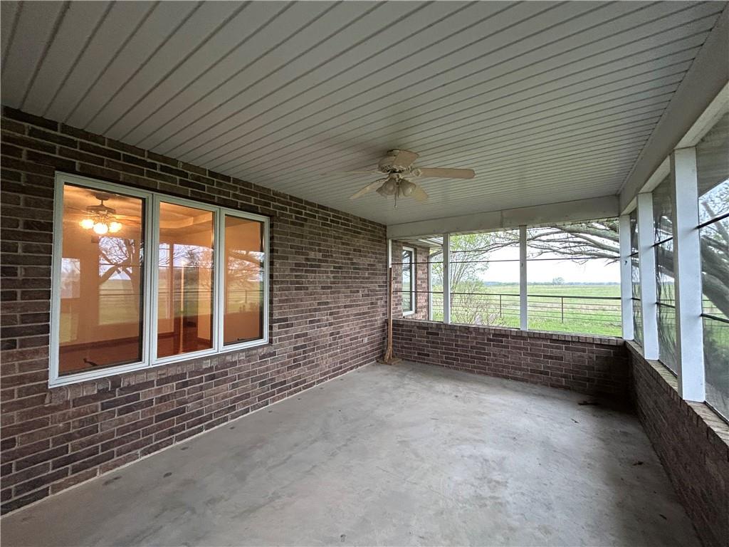 1379 Nw M Highway Property Photo 10