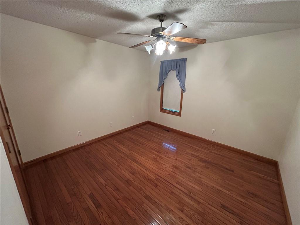 1379 Nw M Highway Property Photo 43