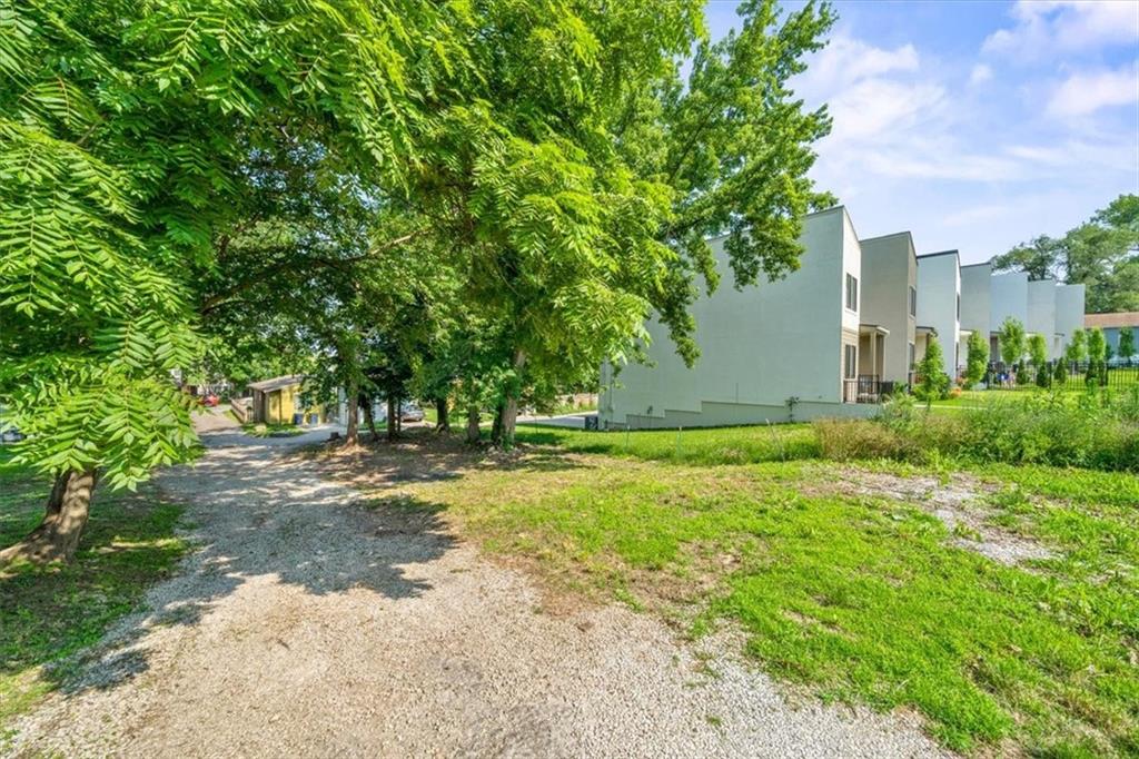1817 Mercier Street Property Photo 4