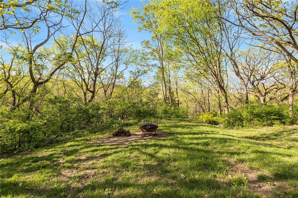 7206 Larson Avenue Property Photo 5