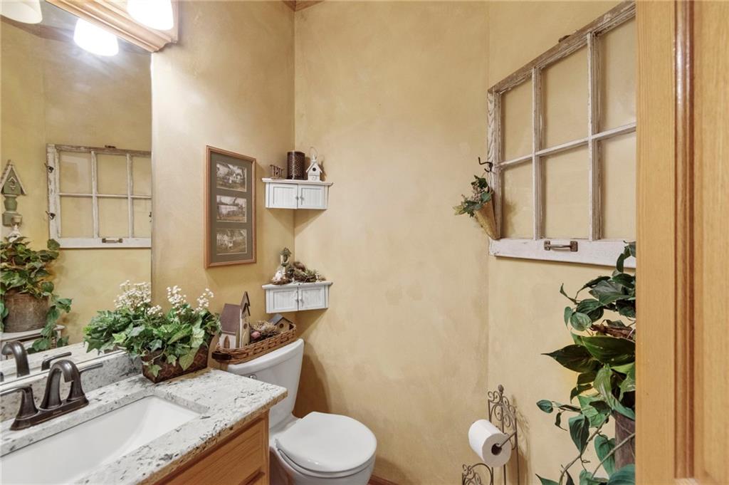 15733 Pine Circle Property Photo 14