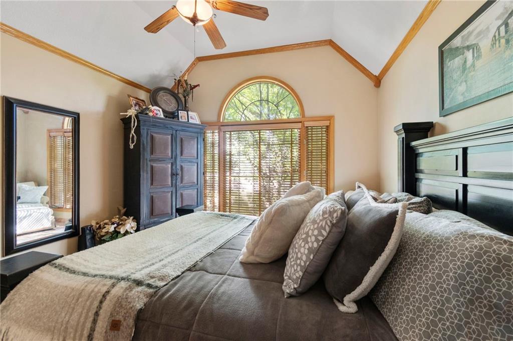 15733 Pine Circle Property Photo 18