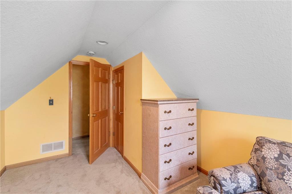 15733 Pine Circle Property Photo 25