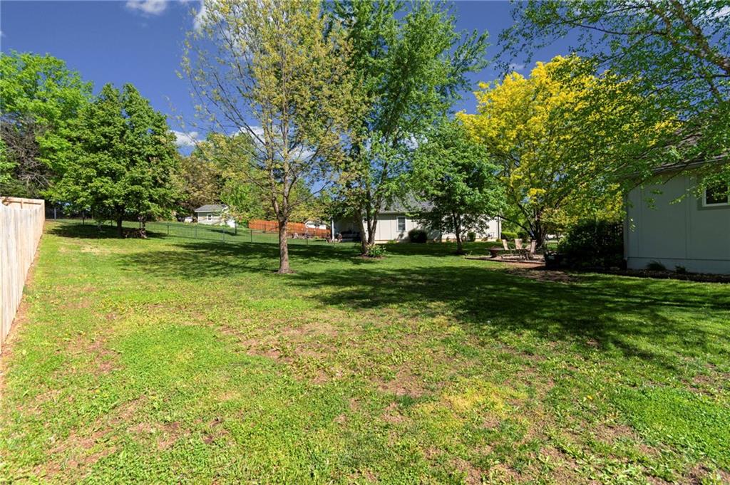 15733 Pine Circle Property Photo 36
