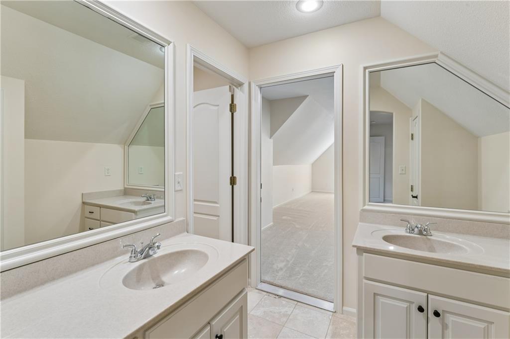 13917 Mastin Street Property Photo 60