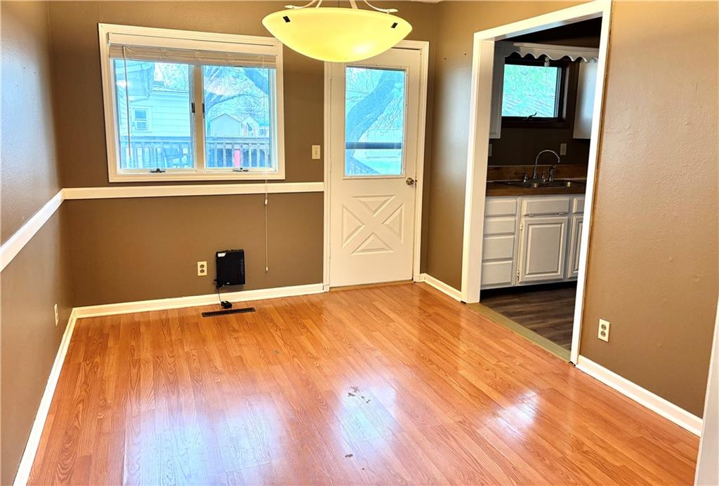 419 W 8th Street Property Photo 6