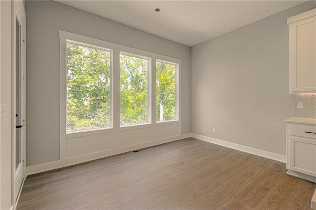 4830 Nw Huonker Court Property Photo 11
