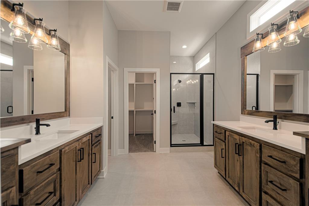 4830 Nw Huonker Court Property Photo 19