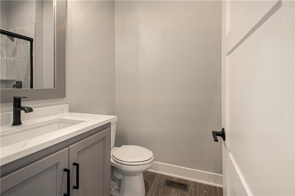 4830 Nw Huonker Court Property Photo 25