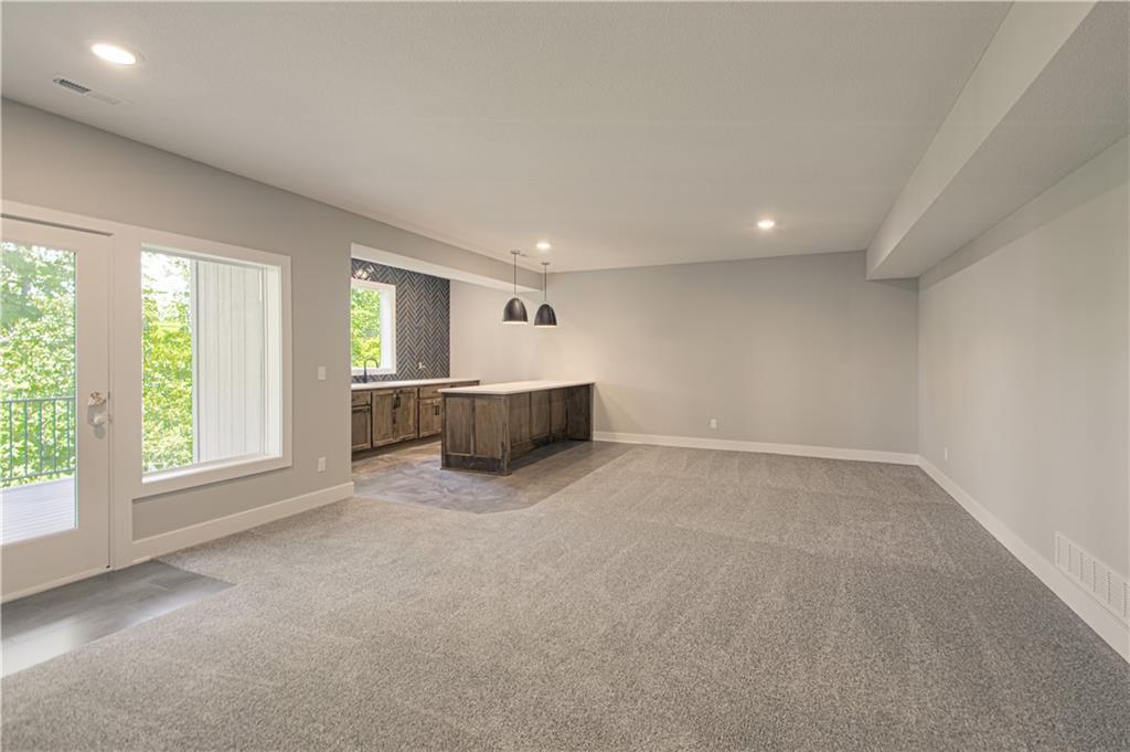 4830 Nw Huonker Court Property Photo 32