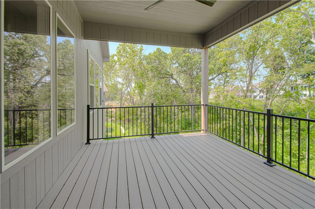 4830 Nw Huonker Court Property Photo 41