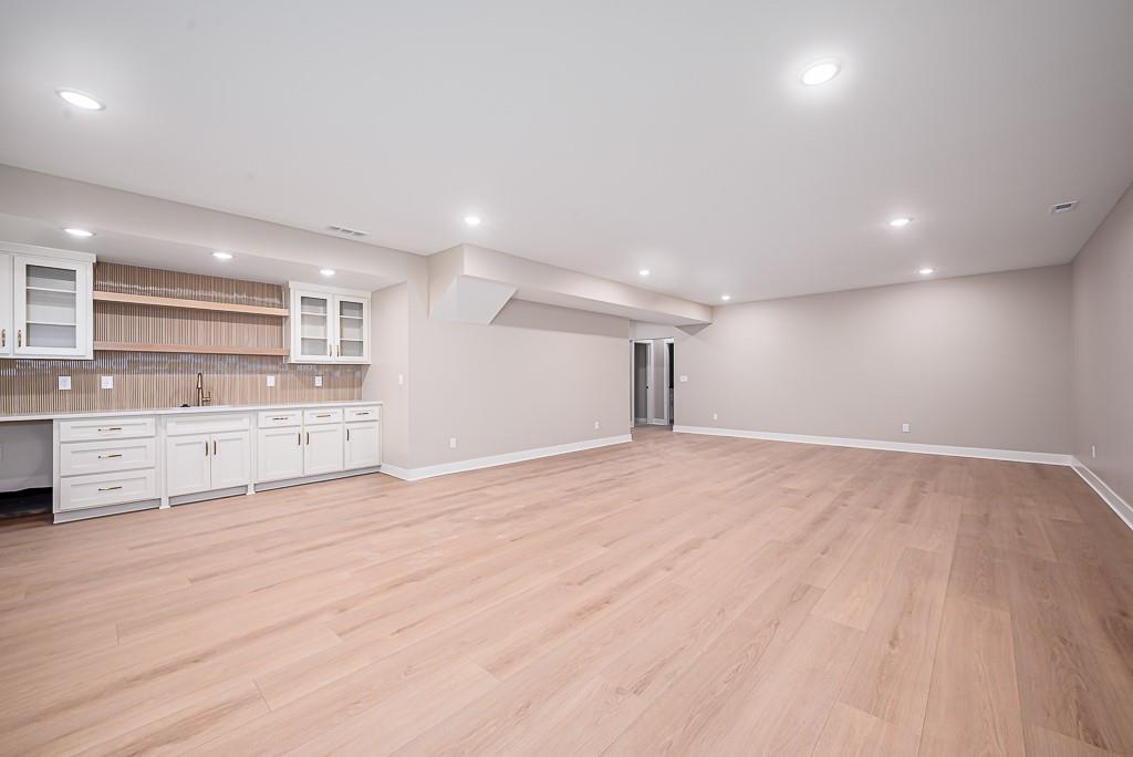 18814 Hollingsworth Road Property Photo 22