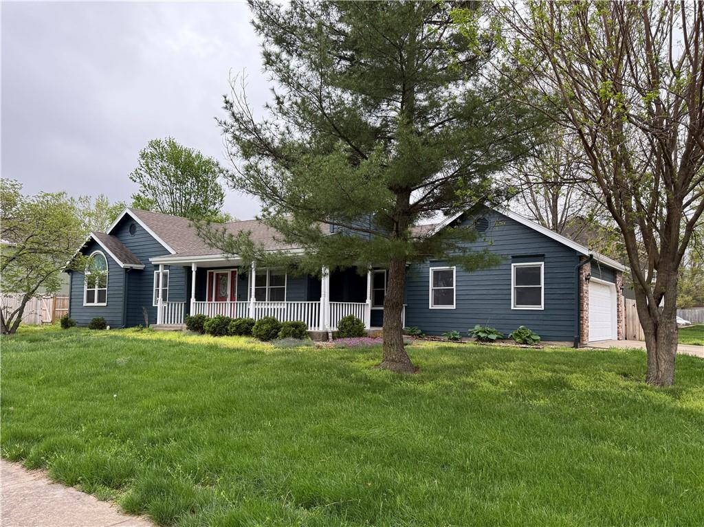 1729 S Maple Street Property Photo