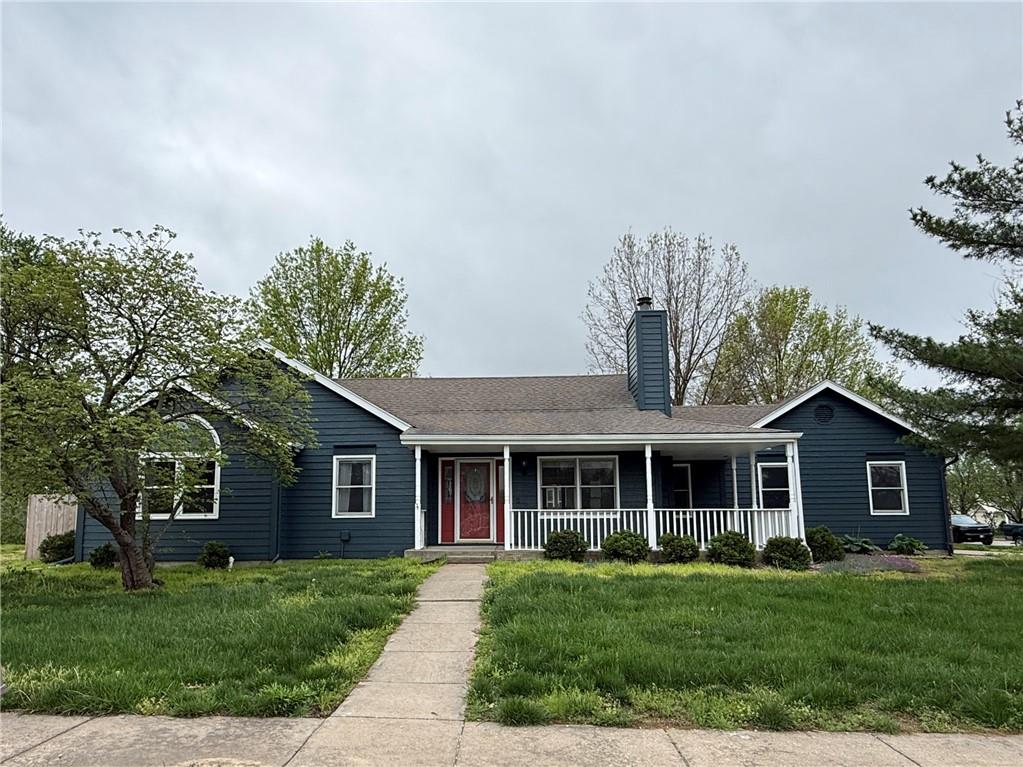 1729 S Maple Street Property Photo 2
