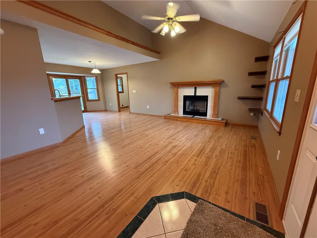 1729 S Maple Street Property Photo 5