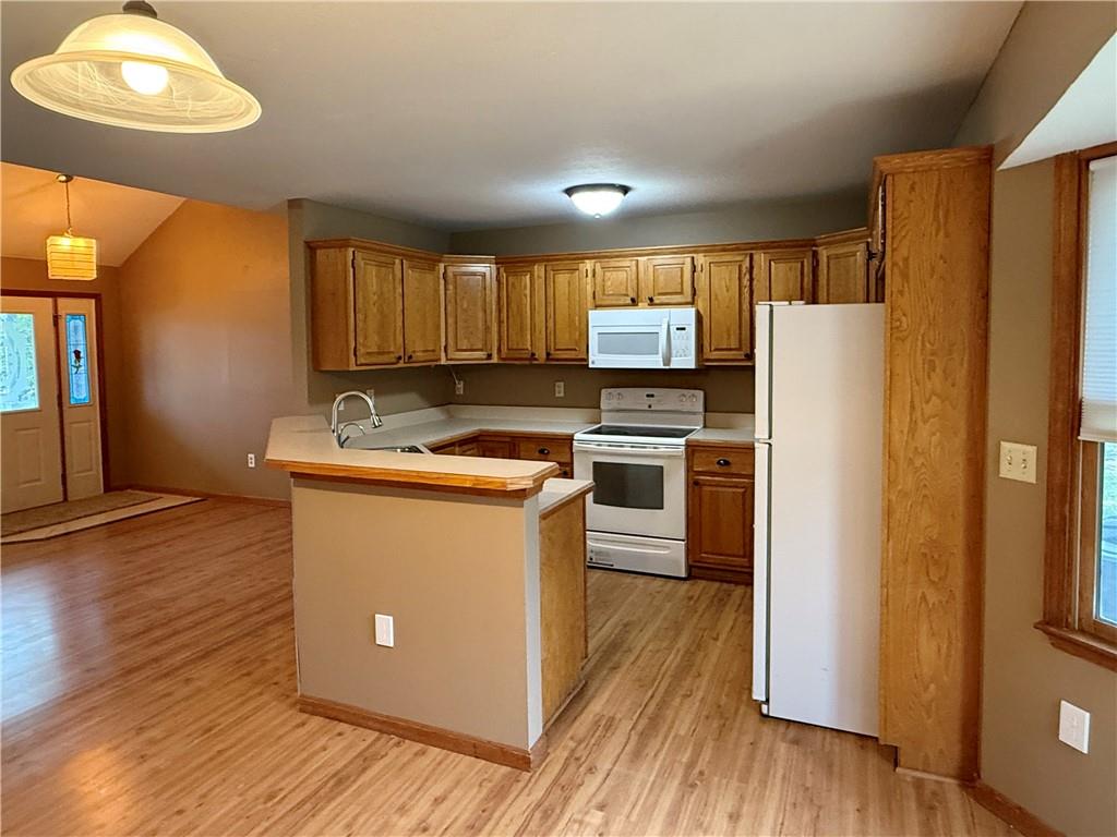 1729 S Maple Street Property Photo 10