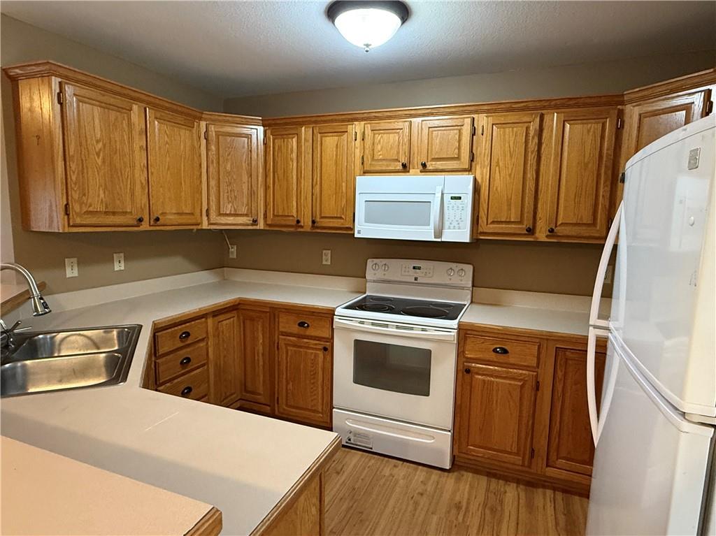 1729 S Maple Street Property Photo 11