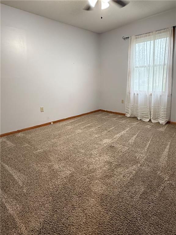 1729 S Maple Street Property Photo 17